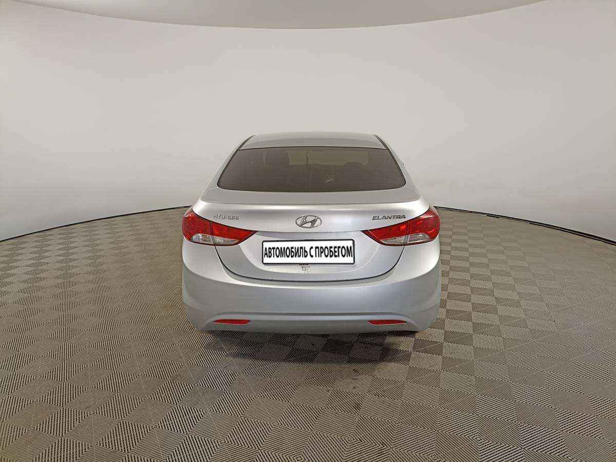 Купить Hyundai Elantra Механическая 2012 с пробегом 89255 км низкие цены на  б/у автомобили в Белгороде - Урус Экспер